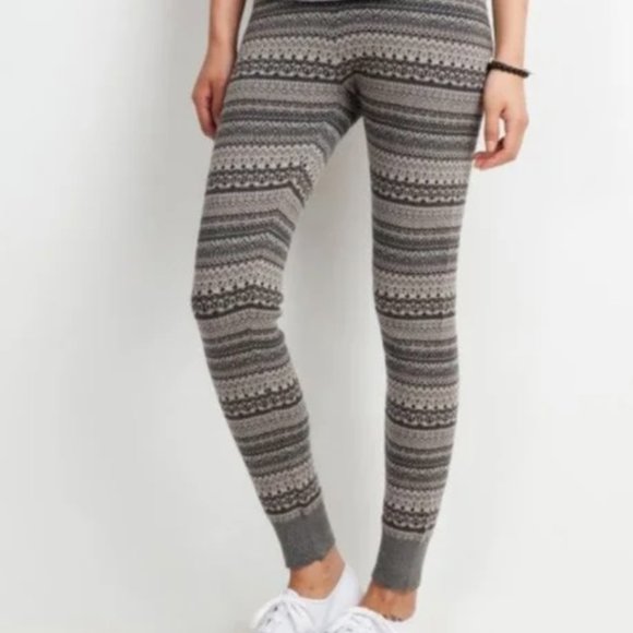 Roots Women's Patterned Fair Isle Knit Leggings - Picture 7 of 12